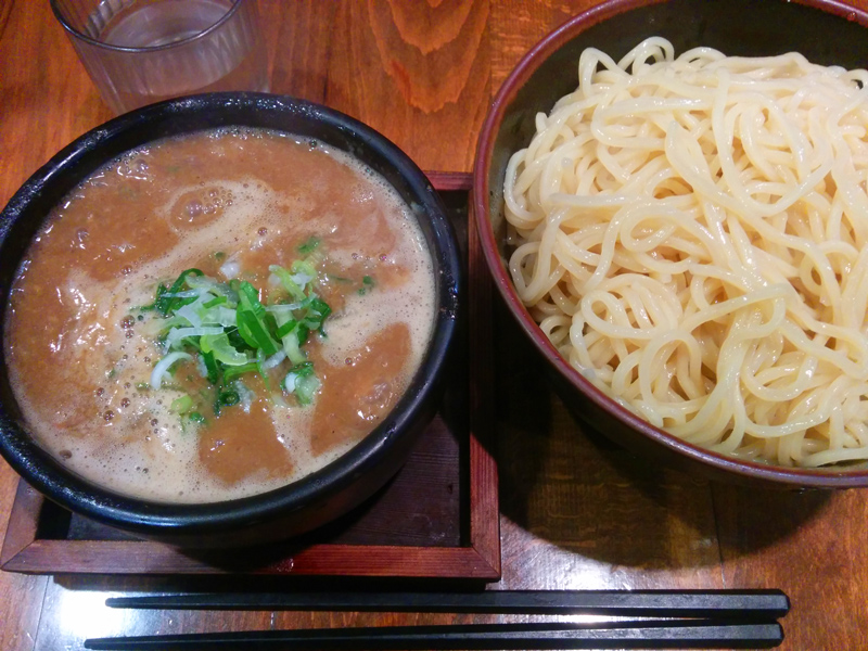 あんびしゃす花のラーメン