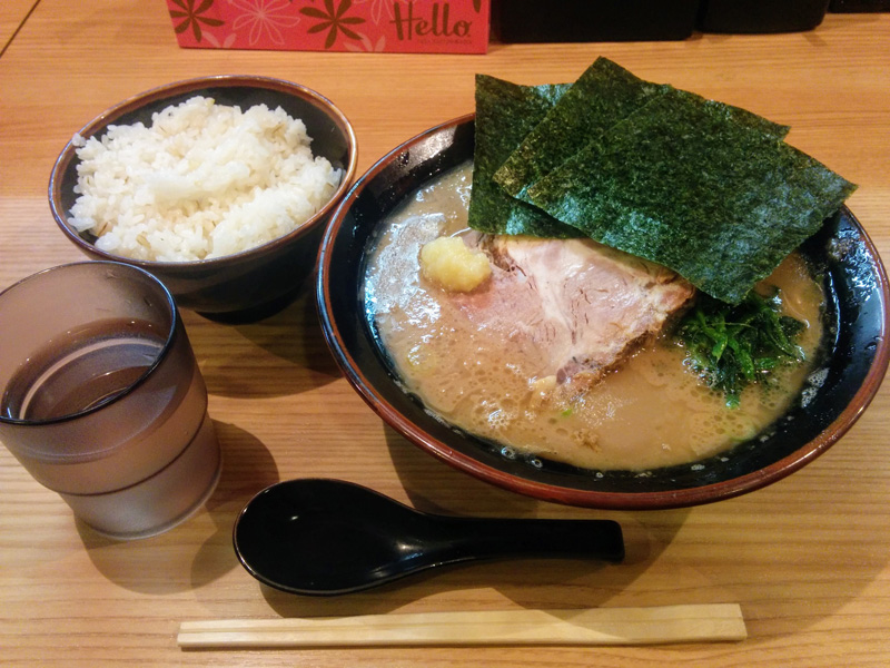 紫蔵のラーメン