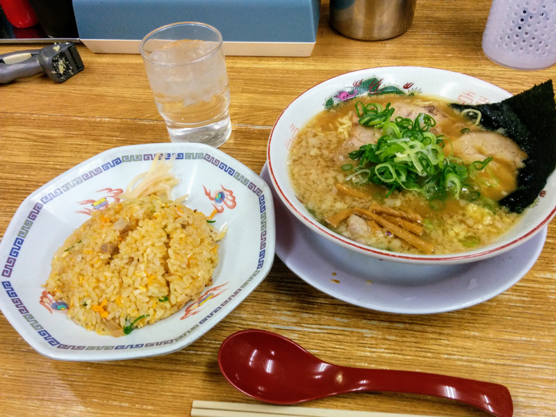 珍遊一乗寺本店ラーメン