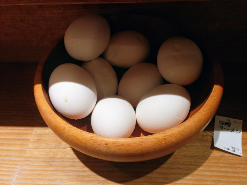 Free boiled eggs at Shirakaba-Sanso
