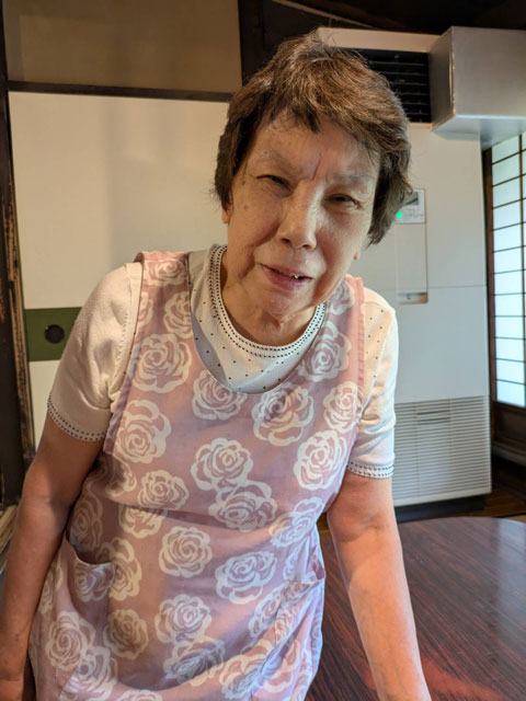 切り盛りを任されているお母さん