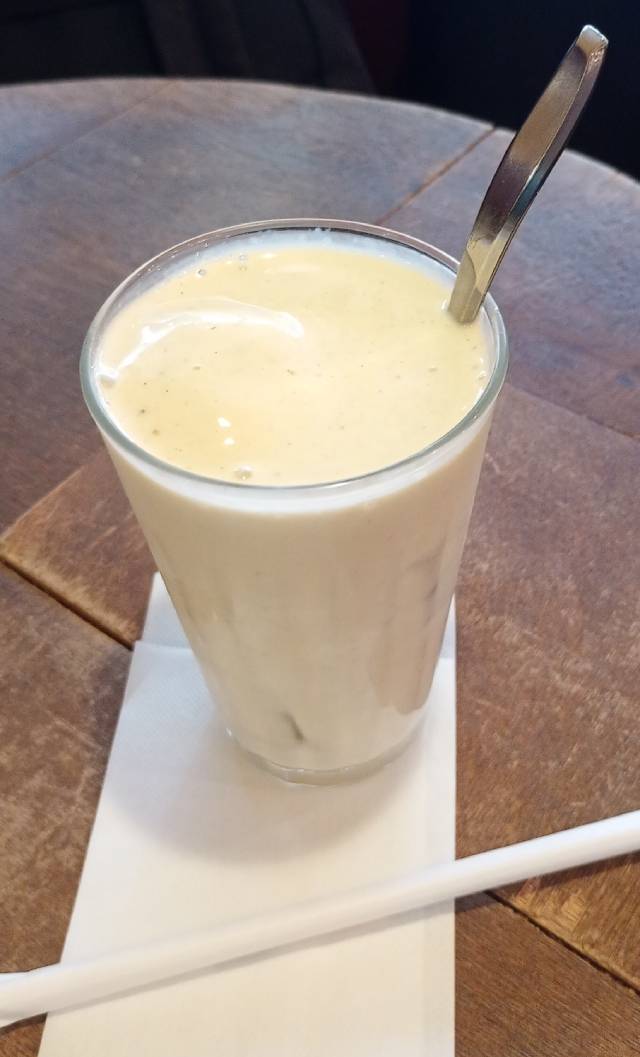 バナナミルク。